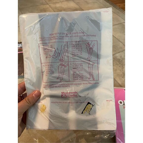 Vintage Retro 1960’s 1970’s Pantyhose Lot In Package 5 Pair - Picture 8 of 10
